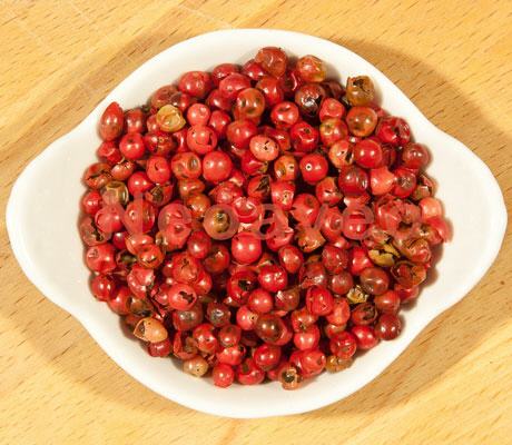 Roter Pfeffer rosa Beeren