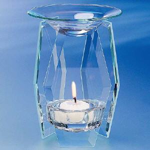 Aromalampe aus geschliffenenm Glas