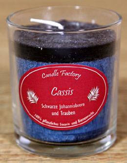 Party Light Cassis Duftkerze von Candle Factory mit leicht w&uuml;rzigem Duft f&uuml;r entspannende Stunden. Brenndauer bis zu 30 Stunden.