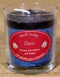Party Light Cassis Duftkerze von Candle Factory mit leicht w�rzigem Duft f�r entspannende Stunden. Brenndauer bis zu 30 Stunden.
