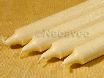 Elfenbein Stearin Stabkerze, Packung mit 4 St�ck, zur Tischdekoratiion. H�he: ca. 24,5 cm, �: ca. 2 cm