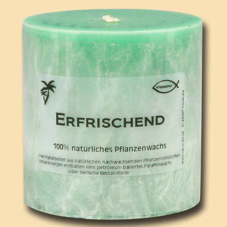 Erfrischend marmorierte Stumpenkerze 7,5cm
