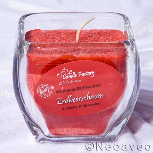 Erdbeerschaum Wellness Duftkerze
