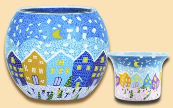 11 cm Leuchtglas und 6 cm Teelichtglas Stadt im Winter, Schnefall, Statdh�user beleuchtet, Mond, himmlische D�fte