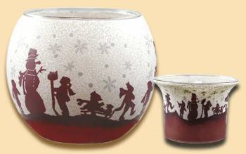 Leuchtglas und Teelichtglas Winterspass, spilende Kinder im Schnee, Schlitten, Schneeflocken, himmlische D�fte