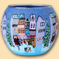 Leuchtglas Winterstadt 11 cm, spielende Kinder, Stadth&auml;user, Kerzenfarm Hahn