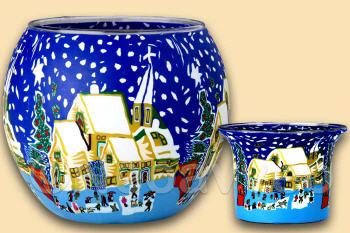 11 cm Leuchtglas und 6 cm Teelichtglas Verschneites Dorf, Schneefall, Sterne am Himmel, spielende Kinder, Kerzenfarm Hahn