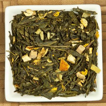 Grüner Tee mit weichem Aroma wird hier durch fruchtige Orangenschalen und Mandelscheiben mit süßen Sahne-Karamellstücken und feinem Aroma zu einem Nusskonfekt mit Grünteenote vereint.