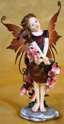 Herbstkind Traumfee Dekorationsfigur von Pajoma
