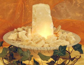 Aragonit Quellsteinbrunnen, weiße Alabasterschale, beleuchtet, Aragonichips