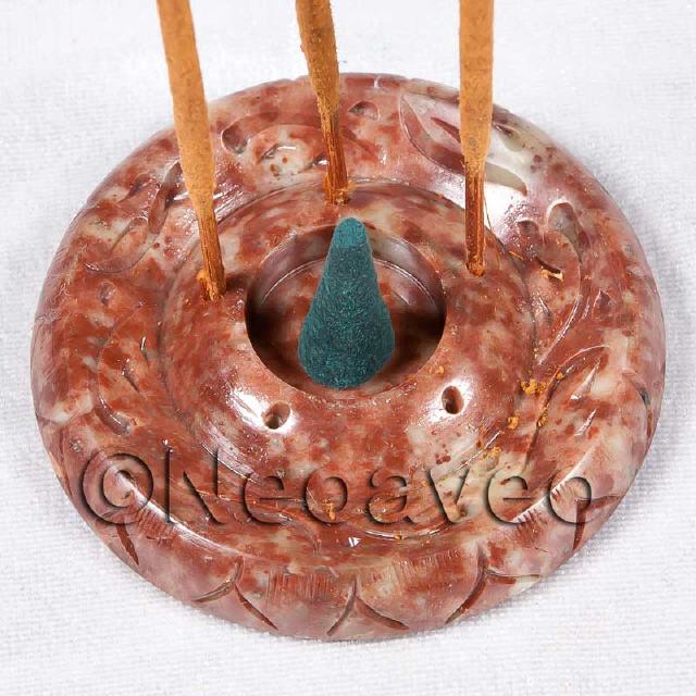 Specksteinteller für Räucherstäbchen und Kegel