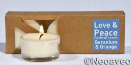 Liebe und Frieden Natur Glas Duftteelichter von Heaven Scent, aus pflanzlichem Wachs hergestellt.