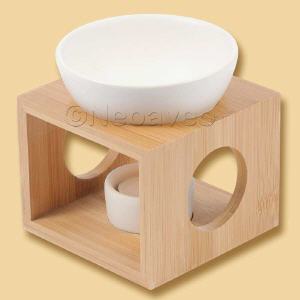 Bestens geeignet f�r �therische �le oder Parf�m�le in Verbindung mit Wasser.Aroma-Duftlampe Erholung von Pajoma, mit Bambuskorpus und keramischer Duftschale Alternativ k�nnen auch die beliebten Duftmelts benutzt werden. Besonders seine nachhaltige Verf�gbarbeit macht Bambus zu einem gern verwendetetem Rohstoff.
