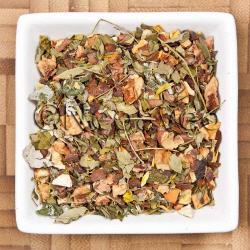 Kr&auml;uterteemischung Moringa Winter mit Kakaoschlen, geschnittenen Moringabl&auml;ttern und Apfelst&uuml;cken.