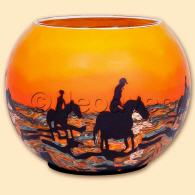 15 cm XL Leuchtglas Reiter am Strand im Sonnenaufgang. Ein Sonnenuntergang als sehr sch&ouml;n leuchtendes Motiv asu der Leuchtglasserie von  Kerzenfarm