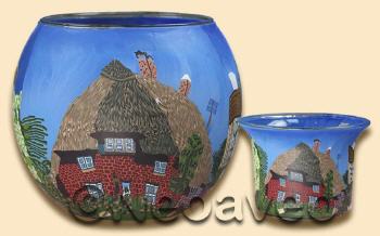 Sommerhaus Leuchtglas und Teelichtglas in drei Ansichten, roter Backsteinbau, weisses Sommerhaus, Reetgedecktes Dach, Windlicht, Kerzenglas