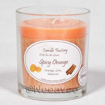 Party Light Spicy Orange Premium Duftkerze von Candle Factory, mit würzigem Orangenaroma. Ideal für Feierlichkeiten, Veranstaltungen, Hochzeitsfeiern, zu Hause, auf Balkon oder Terrasse und in der Gastronomie.