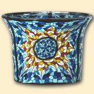 Tiffany Stern - strahlender Stern und blauer Stern in der Mitte auf blauem Hintergrund. Von Kerzenfarm Hah in Handarbeit hergestelltes Motiv.