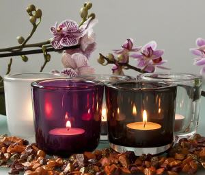 Kerzengläser für stimmungsvolle Atmosphäre, farbig, bunte, Windlichter