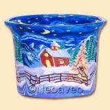 Leuchtglas Teelichtglas von Kerzenfarm Hahn mit Wintermotiv, kleiner Kirche, verschneiten Tal, Berge bei Nacht im Hintergrund und hell leuchtendem Tannenbaum. F�r Teelicht oder elektrisches LED-Teelicht.